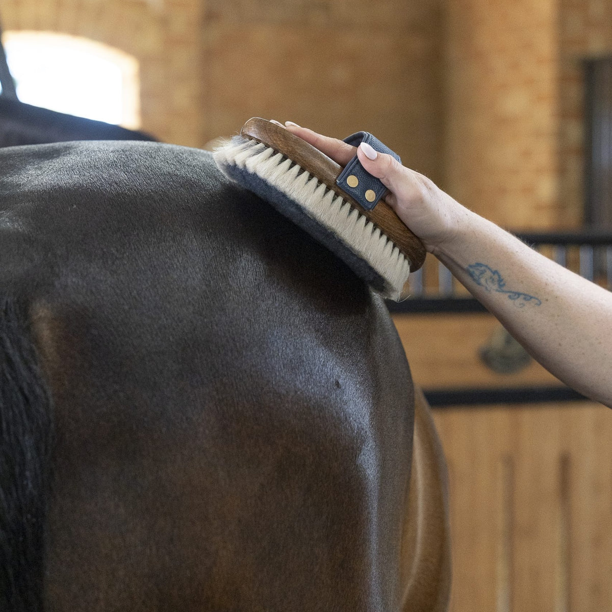 Indulge Lambswool Brush