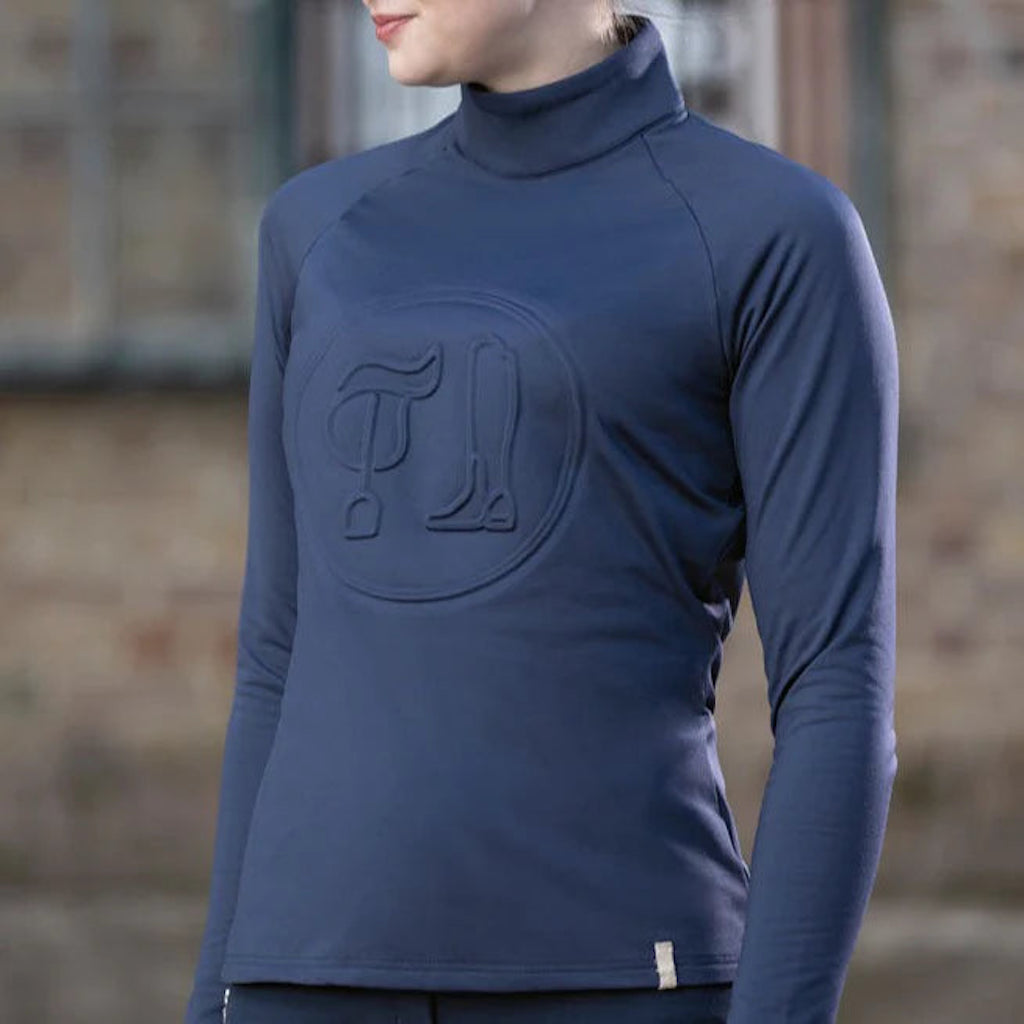 Long sleeve lyon top.